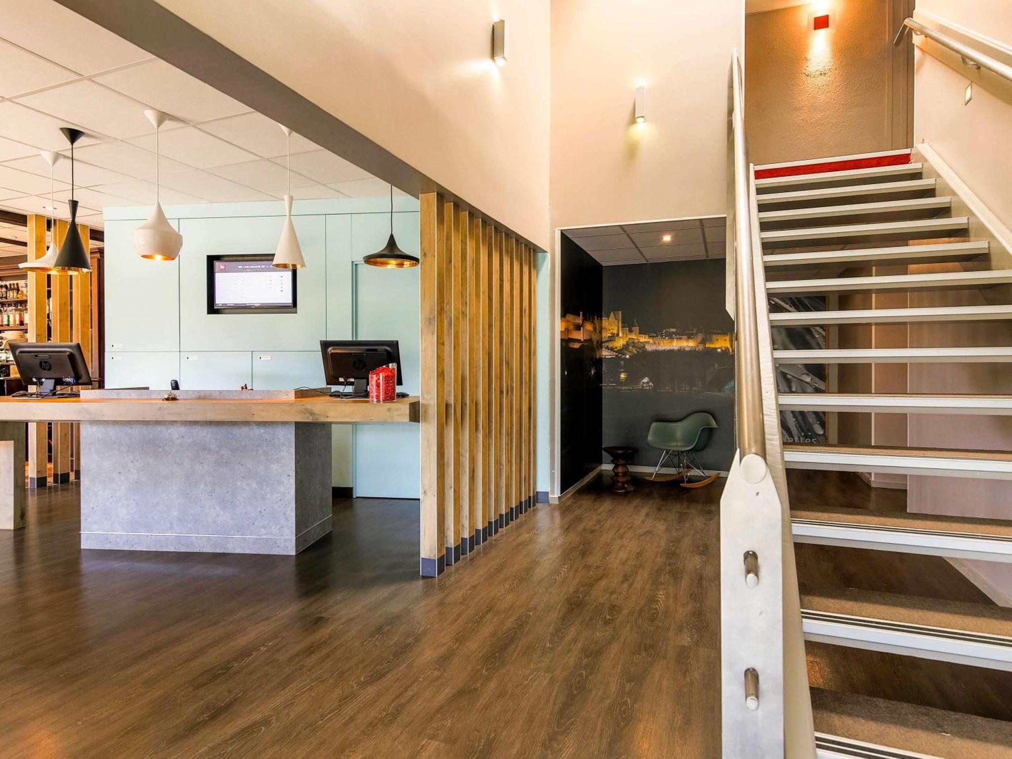 Ibis Carcassonne Est La Cite Hotell Exteriör bild