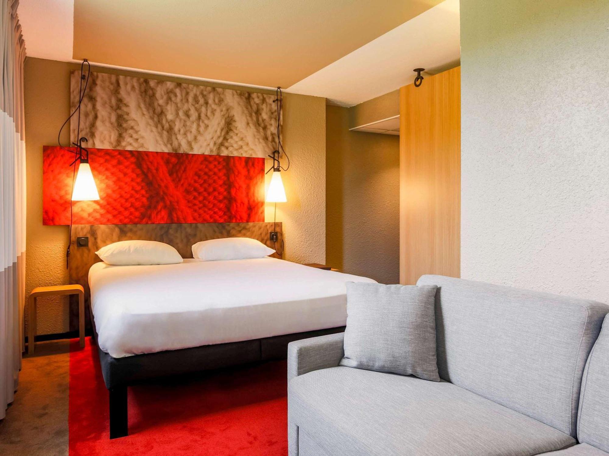 Ibis Carcassonne Est La Cite Hotell Exteriör bild